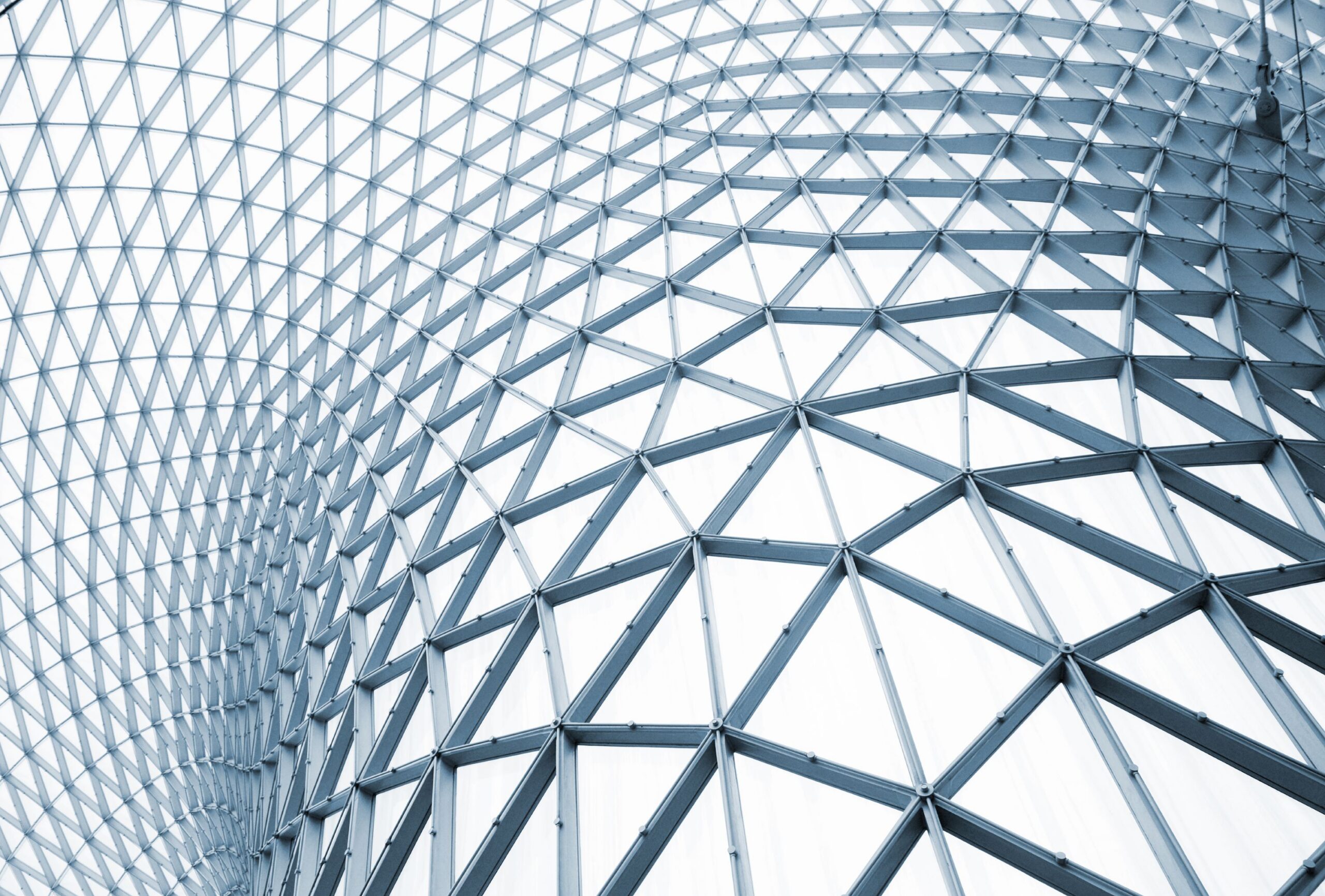 Abstract image in white and grey